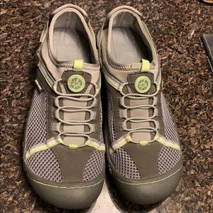 J-41  Hiking/Water Shoe 7. Never worn